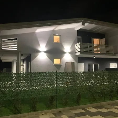 Moonlight 아파트 *