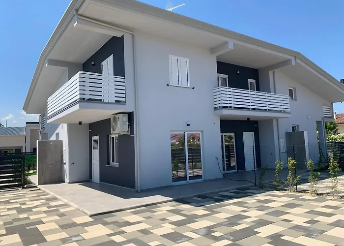 Moonlight شقة روسانو